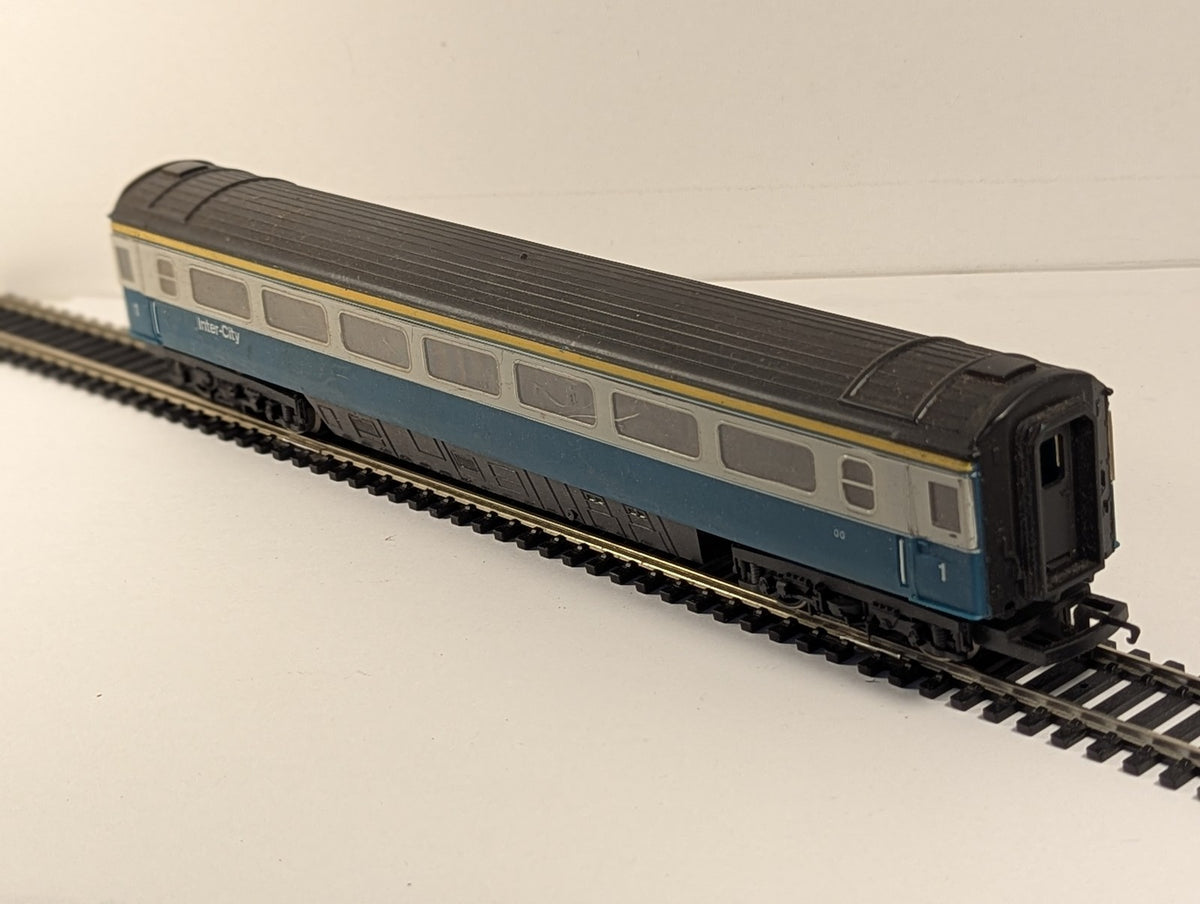 Hornby OO Gauge BR Mk3 First Class Coach Passenger Coach BR Blue & Grey R426