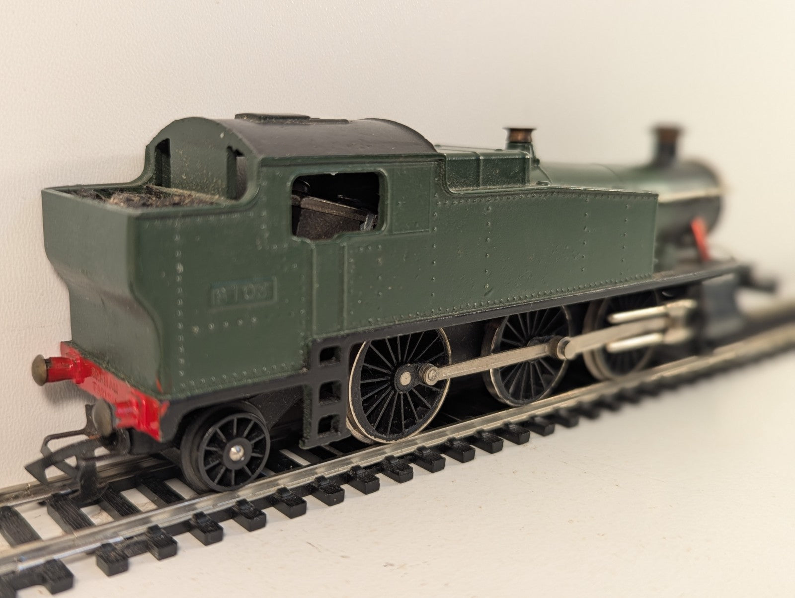 Graham Farish 8105GF OO Gauge GWR Prairie Tank Poor Runner
