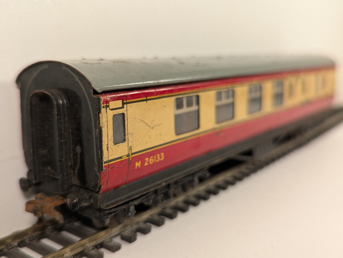 Hornby Dublo OO Gauge D12 BR Midland Region Brake Third Coach Passenger Coach