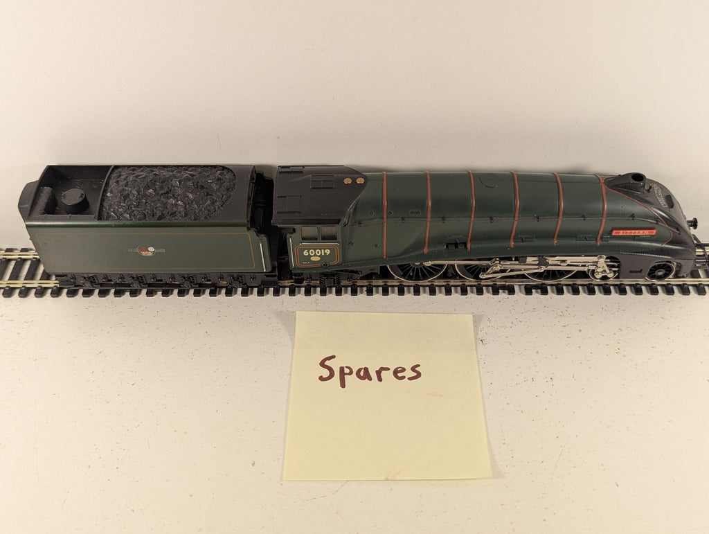 Hornby OO Gauge Class A4 'Bittern' Steam Locomotive 60019 BR Green