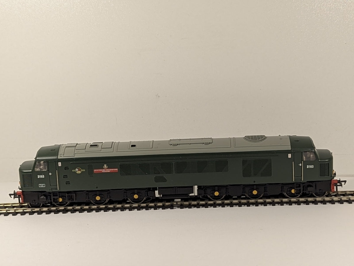 Bachmann OO Gauge Class 46 D163 Leicestershire & Derbyshire Yeomanry