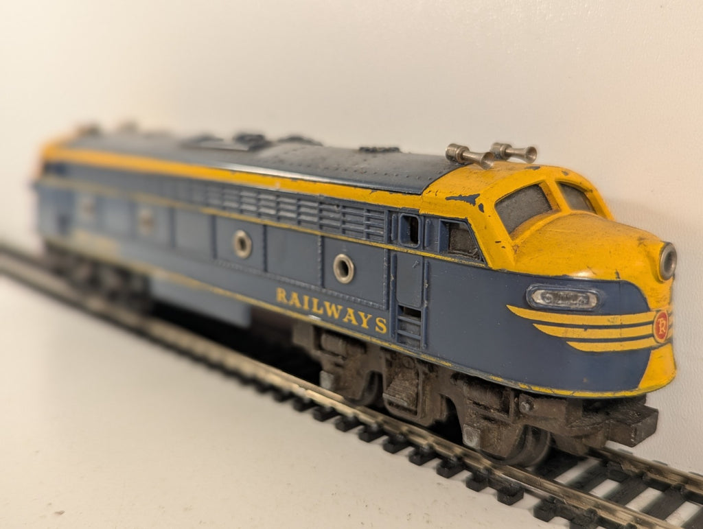 Tri-ang OO Gauge Transcontinental Double-Ended Diesel Locomotive