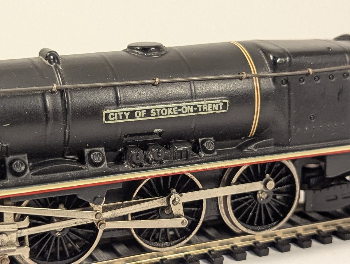 Wrenn OO Gauge Coronation Class 'City of Stoke-on-Trent' Locomotive
