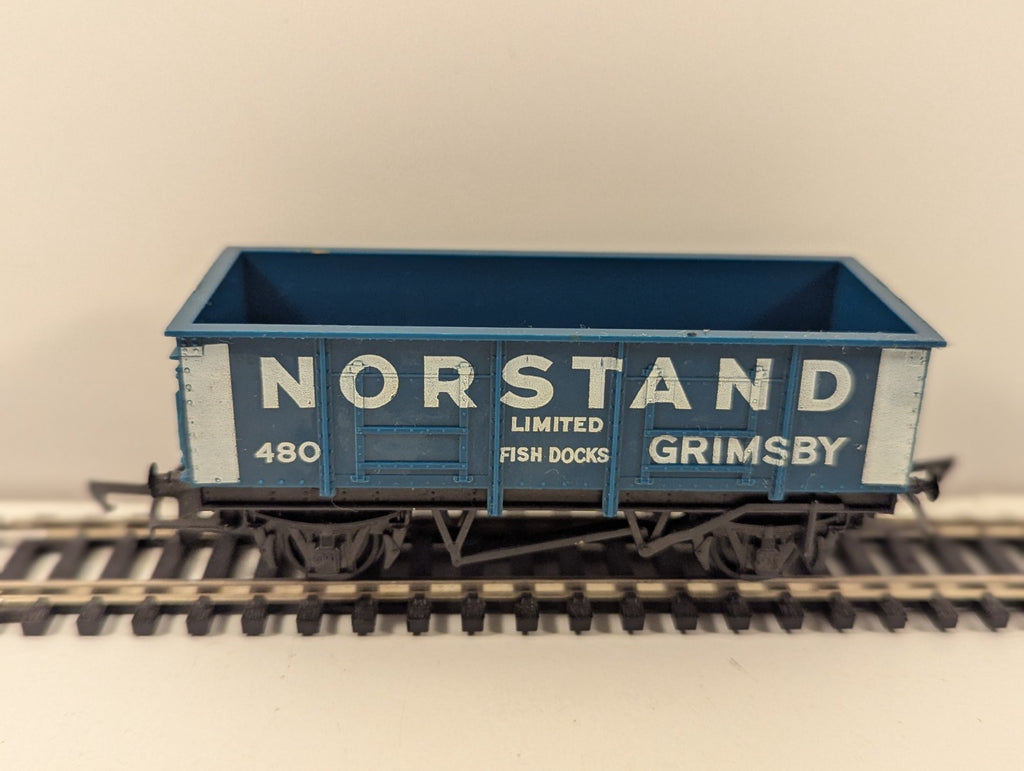 Hornby R220 OO Norstand Grimsby Fish Docks Wagon