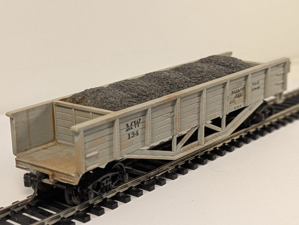 Tru-Scale HO Scale NW 134 Ballast Car with Load Ready-Bilt Equipment