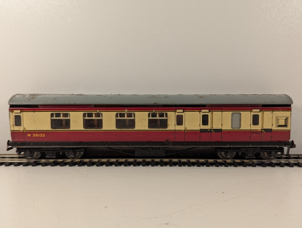 Hornby Dublo OO Gauge Tinplate Brake Coach “Blood and Custard”