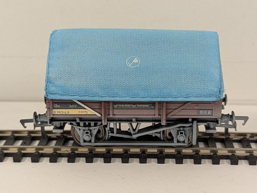 Bachmann OO Gauge China Clay Wagon with Hood Goods Wagon B743169
