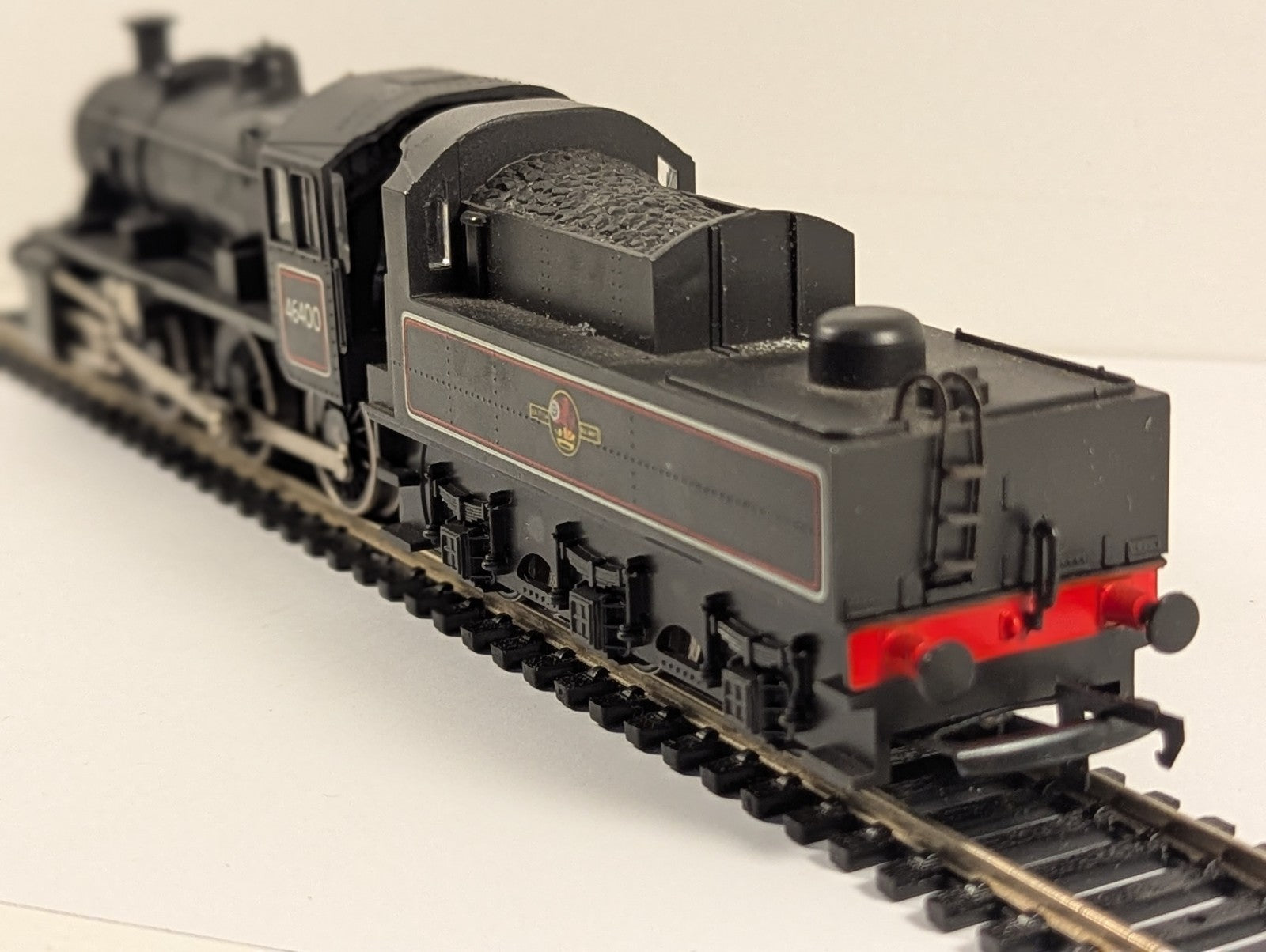 Hornby R857 Ivatt Class 2MT 2-6-0 Steam Locomotive Black OO Gauge Boxed