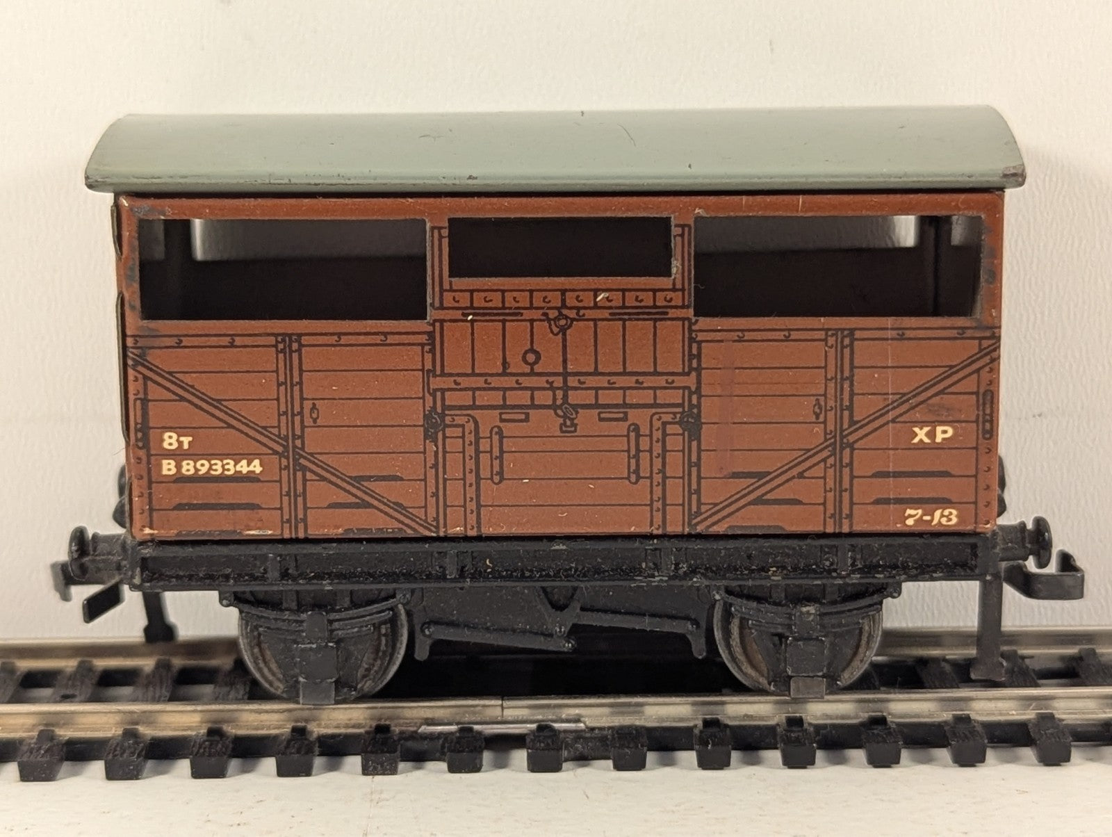 Hornby Dublo 8T Cattle Wagon OO Gauge