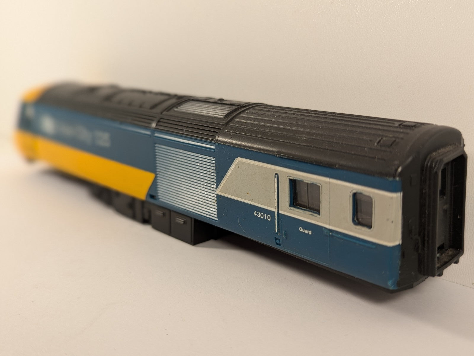 Hornby Class 43 InterCity 125 HST Power Car 43010 – Shell Only – OO Gauge