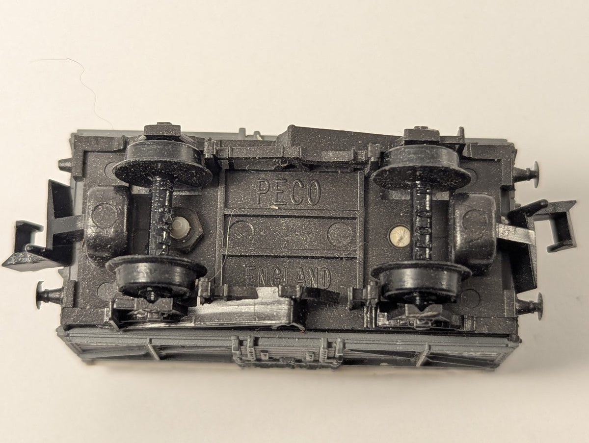 Peco N Gauge LMS Cattle Wagon 294528 LMS Grey