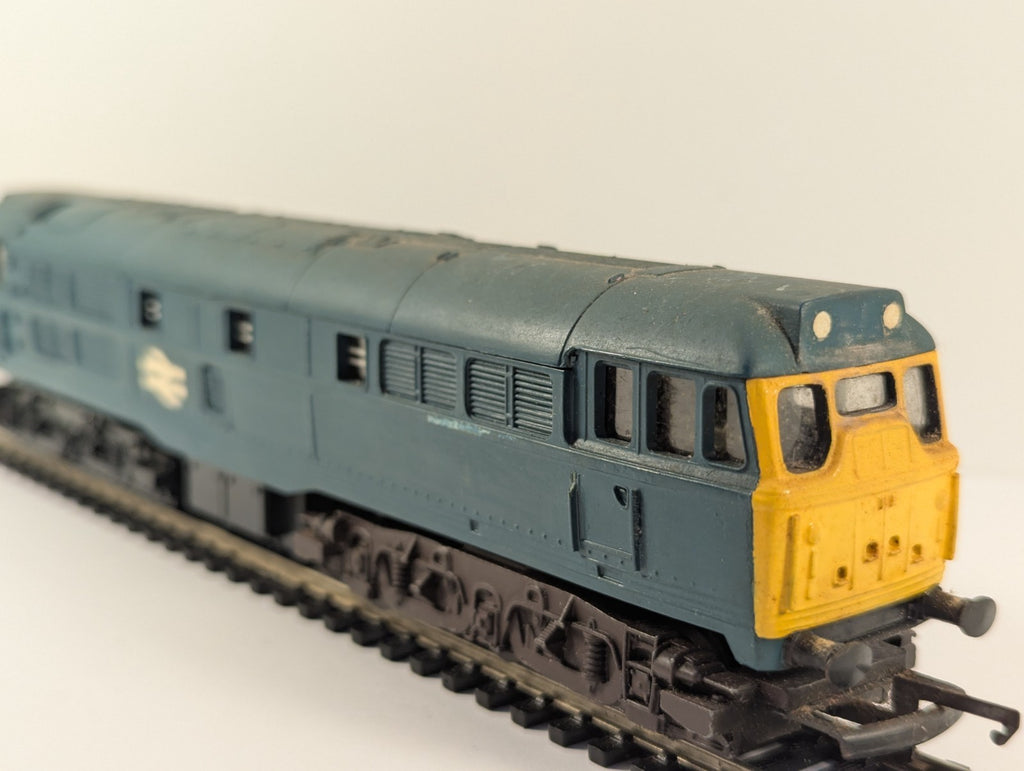 Tri-ang R357 OO Gauge Class 31 Diesel Locomotive BR Blue