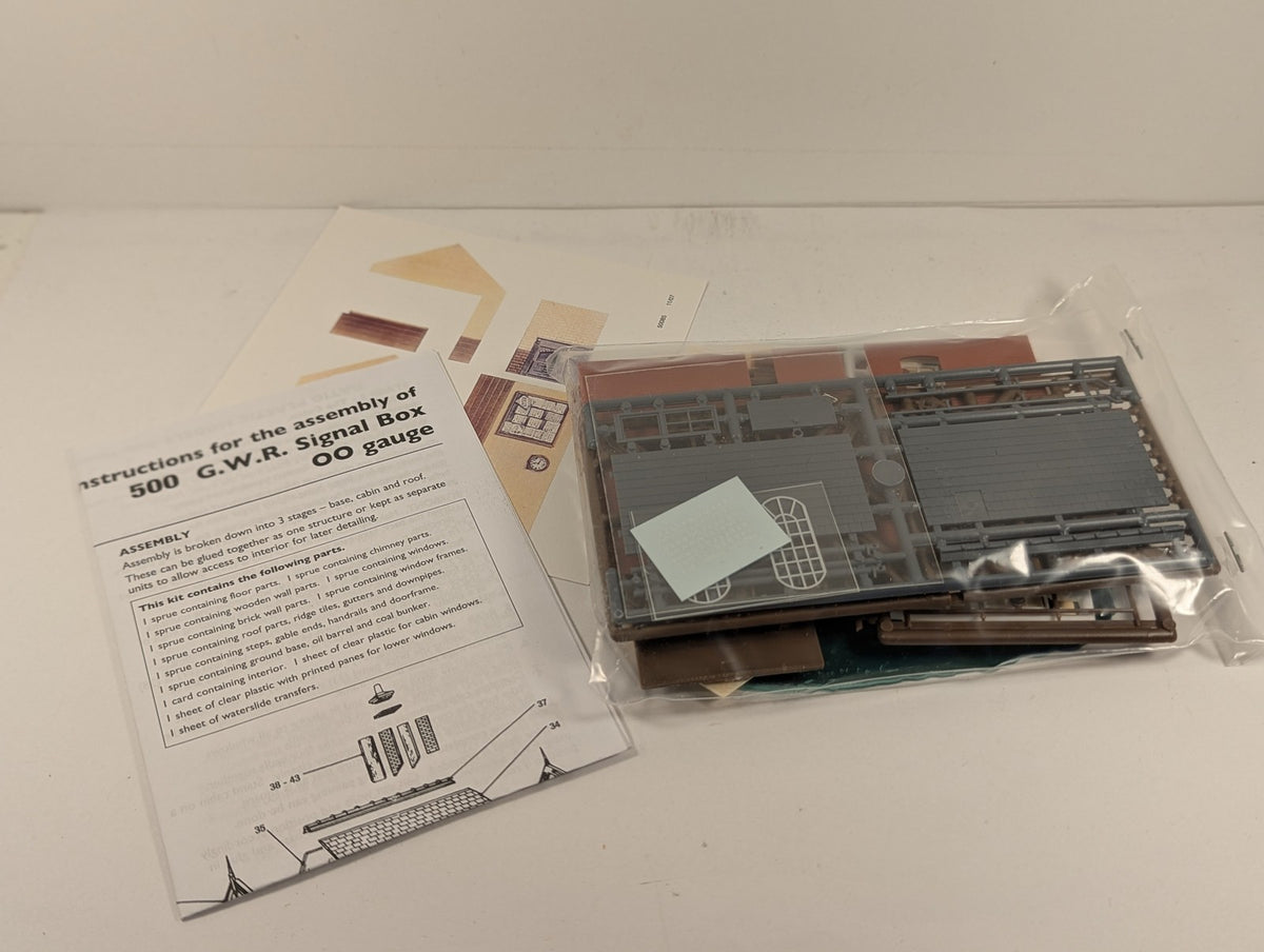 Ratio OO Gauge GWR Signal Box Model Kit 500