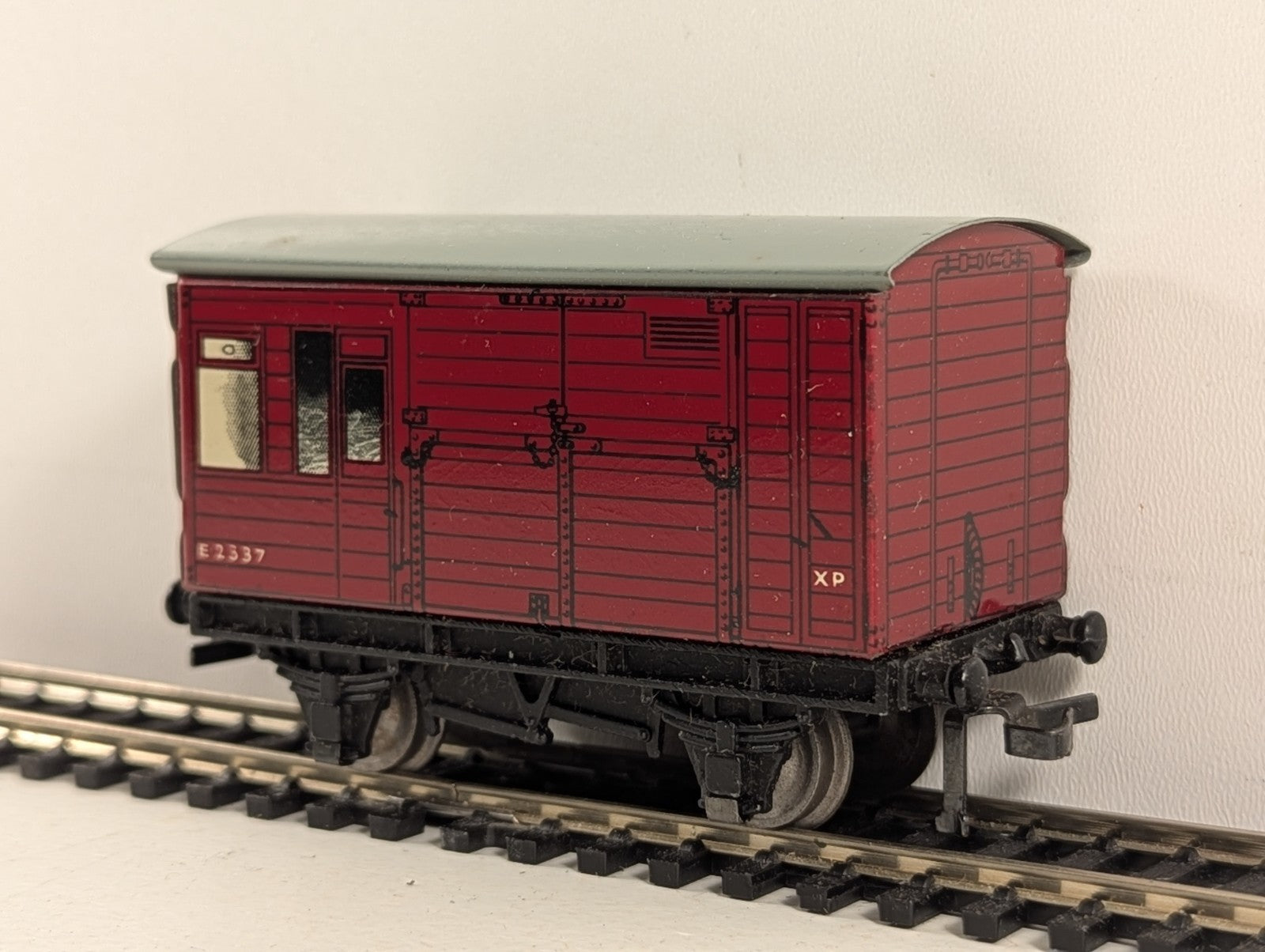 Hornby Dublo 32060 OO Gauge BR Red D1 Horse Box - Boxed