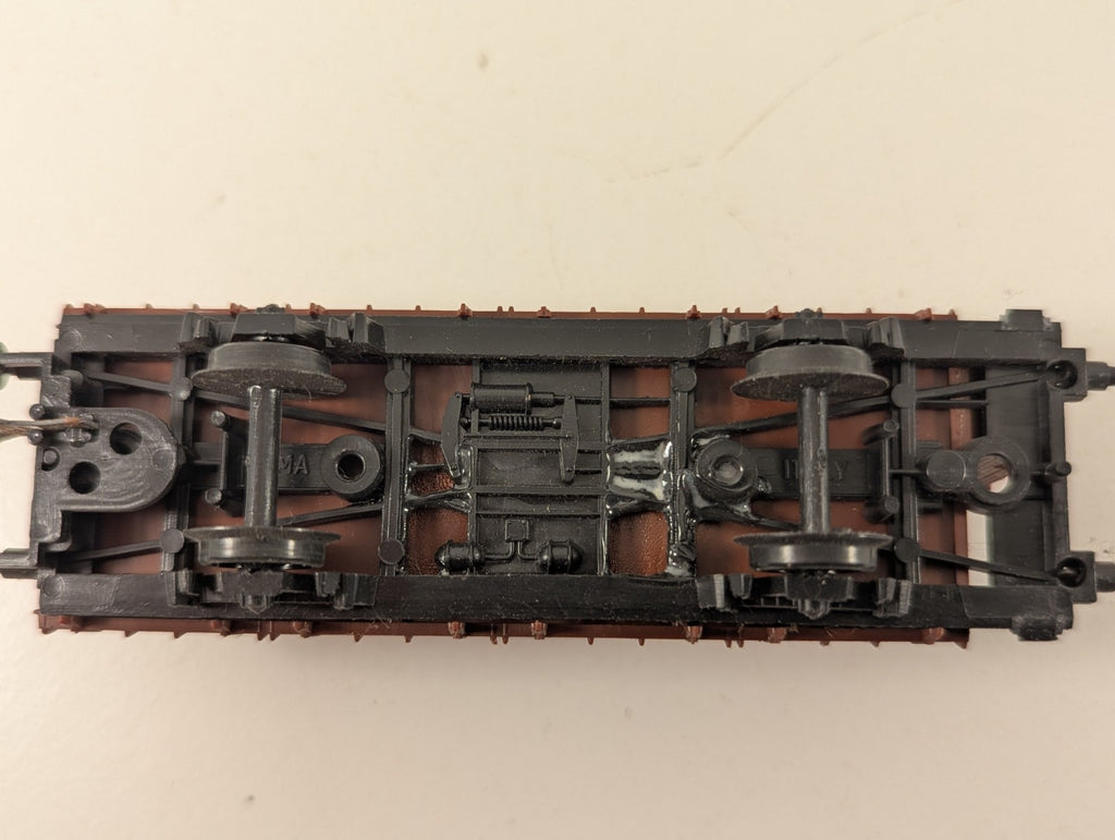Lima 2822 Watneys Barrel Wagon OO/H0 Gauge - Missing Coupling