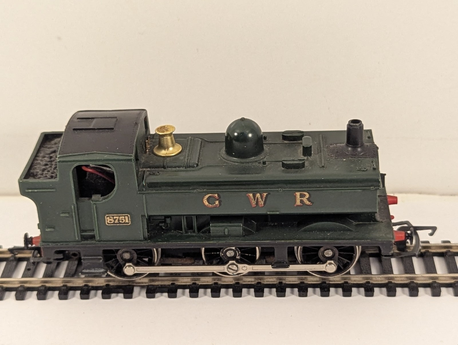 Hornby GWR 8751 Pannier Tank Locomotive OO Gauge - Needs Attention