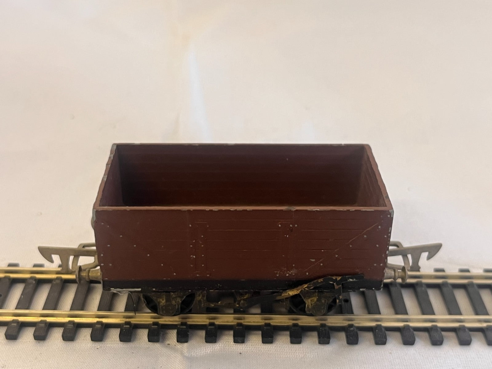 Graham Farish Brown 7 Plank Open Wagon