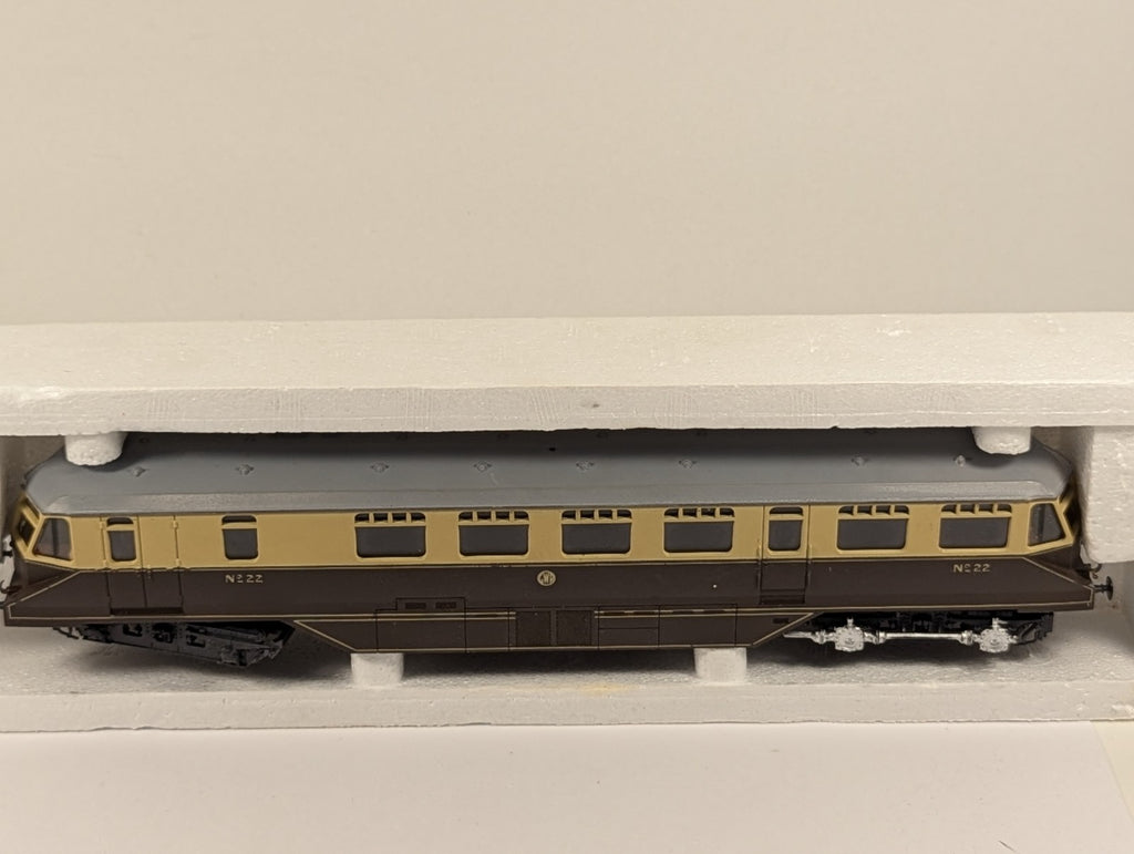 Lima OO Gauge GWR Diesel Railcar No. 22 Chocolate & Cream - Boxed