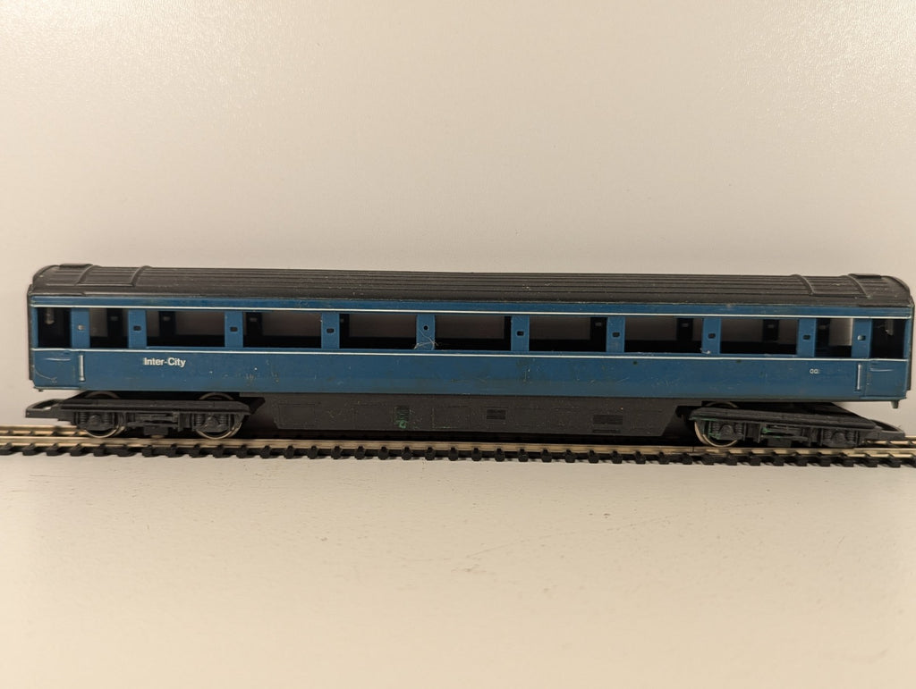 Hornby OO Gauge BR Mk3 Standard Class Coach Blue & Grey (Windows Missing)