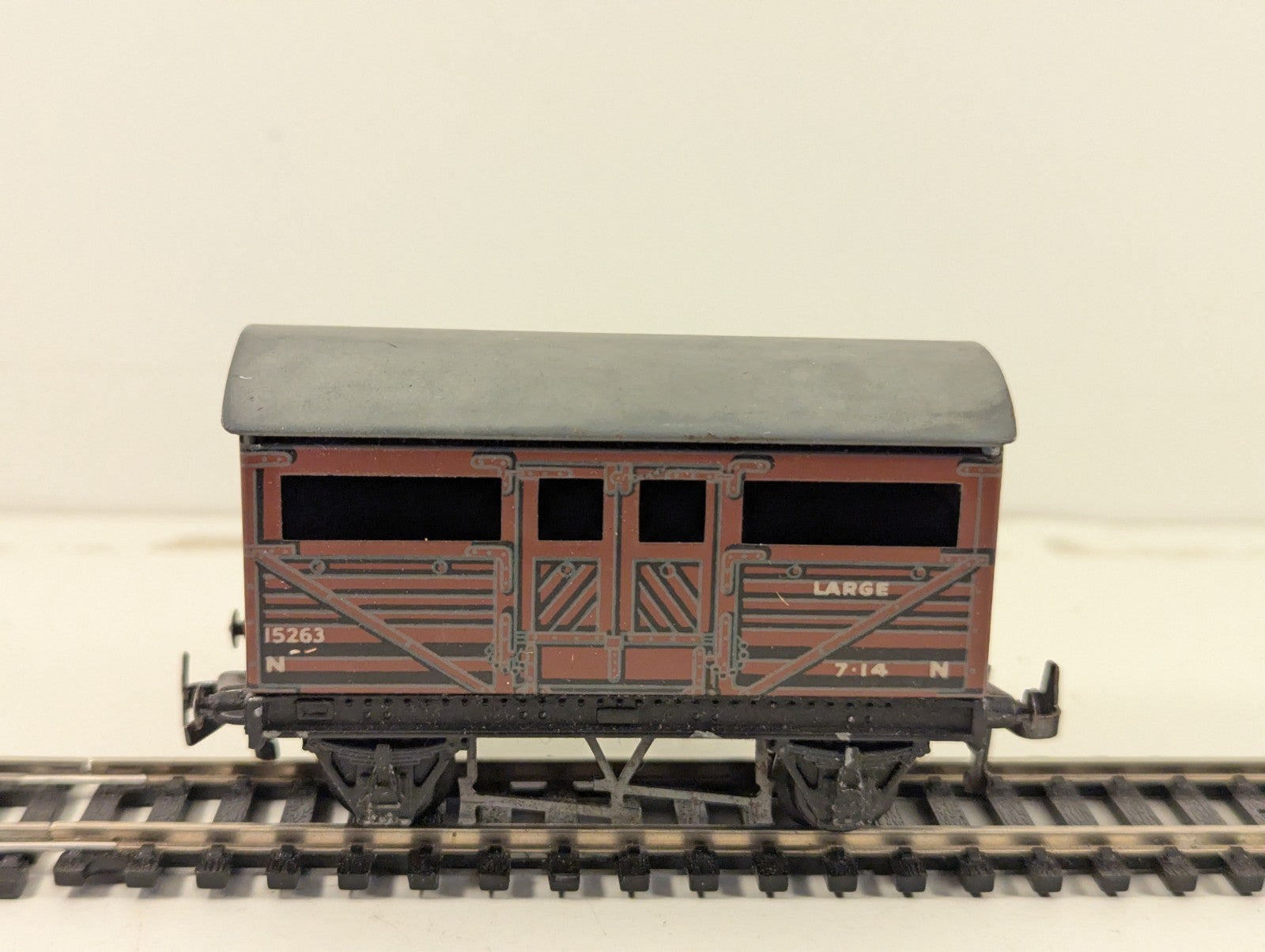 Trix Twin Railway 636 LNER Cattle Wagon OO Gauge - Boxed