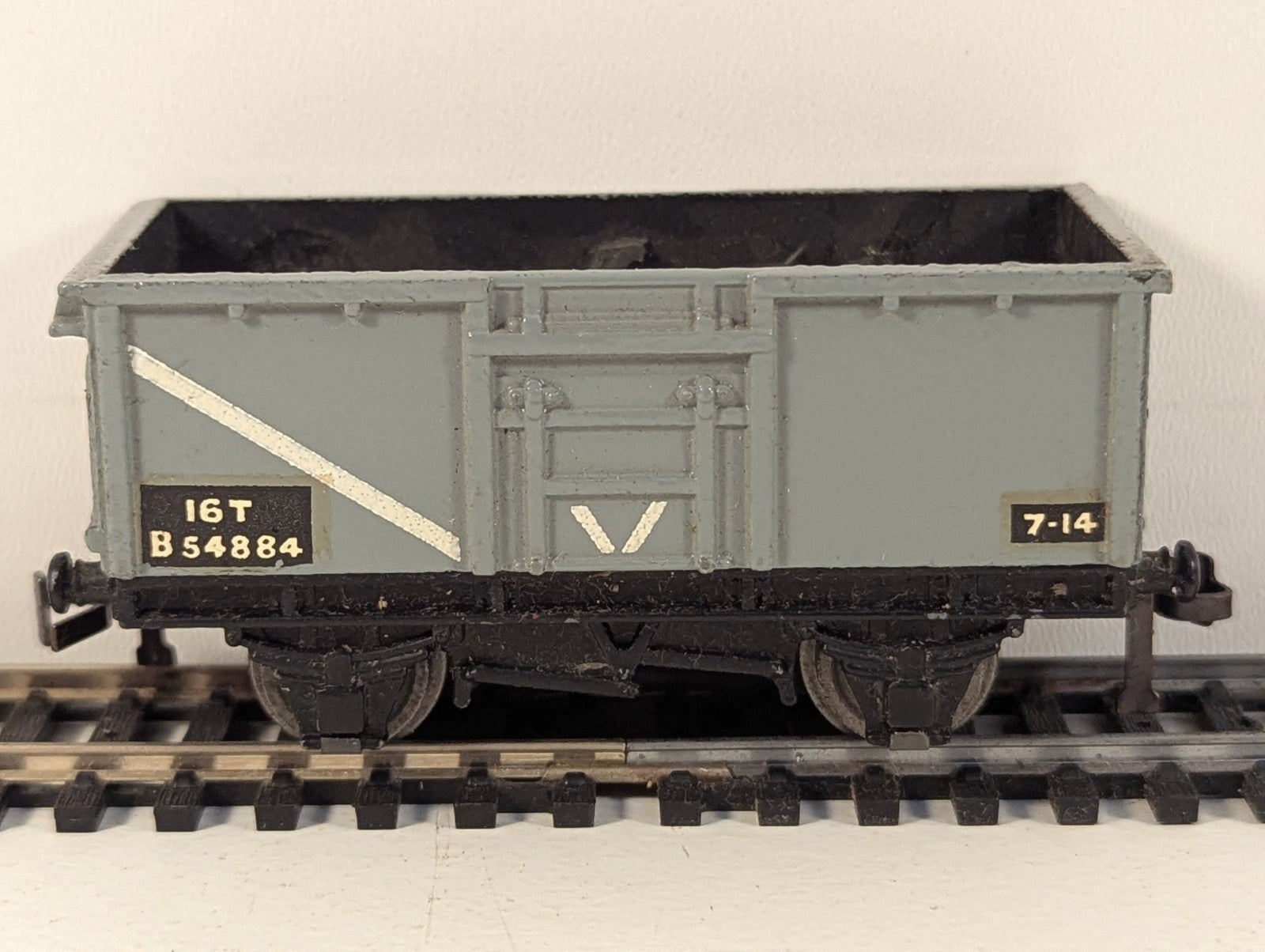 Hornby Dublo OO Gauge 16 Ton Mineral Wagon