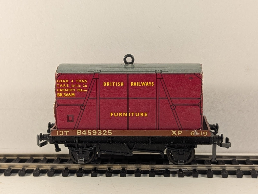 Hornby Dublo 32087 OO Gauge D1 Low-Sided Wagon with Furniture Container - Boxed