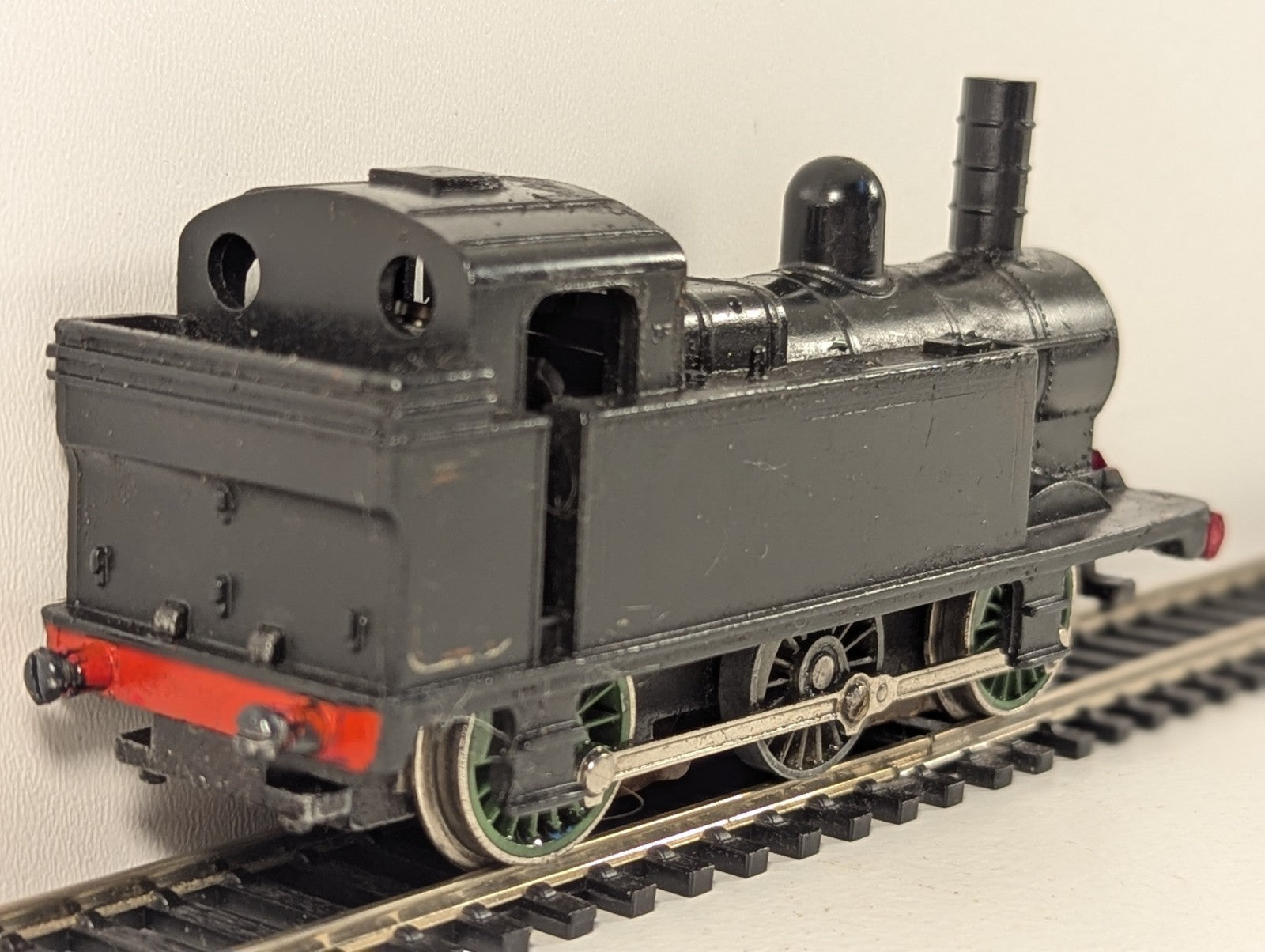 Tri-ang R52 OO Gauge BR Class 3F "Jinty" 0-6-0T Tank Locomotive - Spares/Repairs