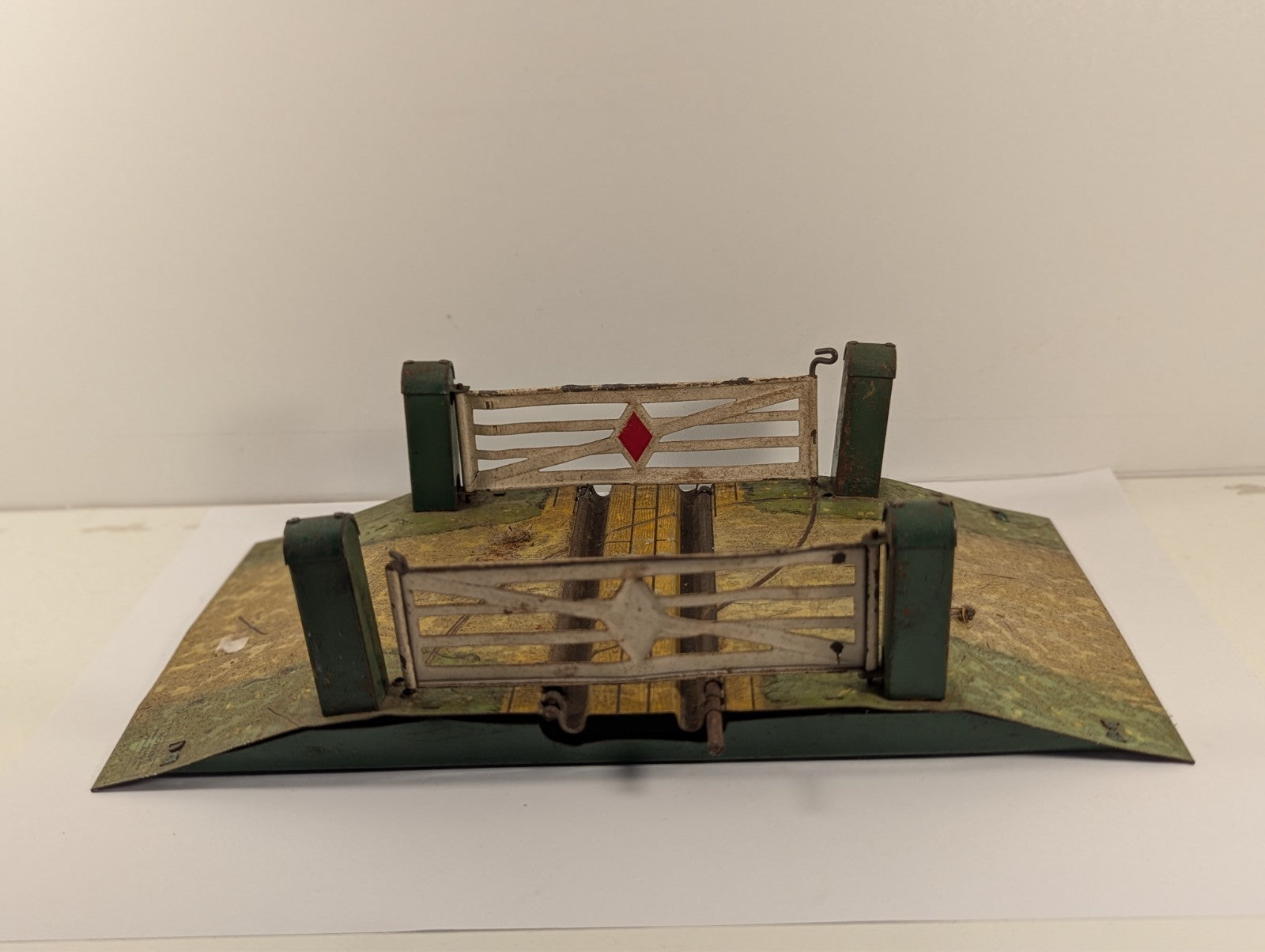 Hornby Series O Gauge No.1 Single Track Level Crossing