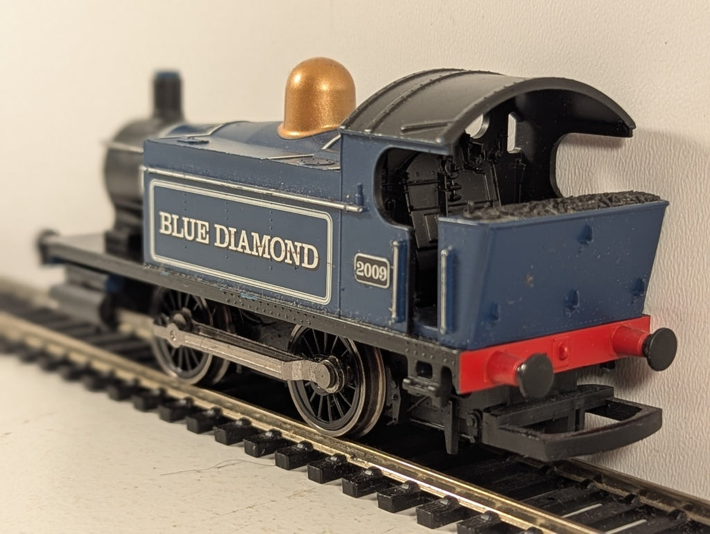 Hornby OO Gauge Blue Diamond 0-4-0 Steam Locomotive 2009
