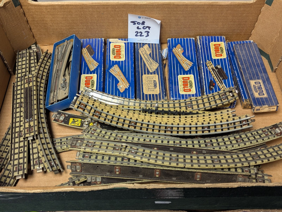 Hornby Dublo OO Gauge 3-Rail Job Lot of Model Railway Track