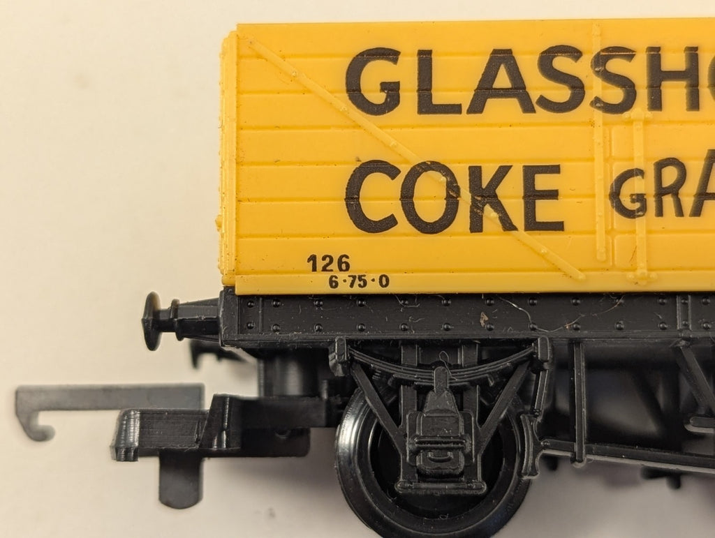 Lima OO Gauge Glasshoughton Coke Graded Nuts 7 Plank Wagon 126