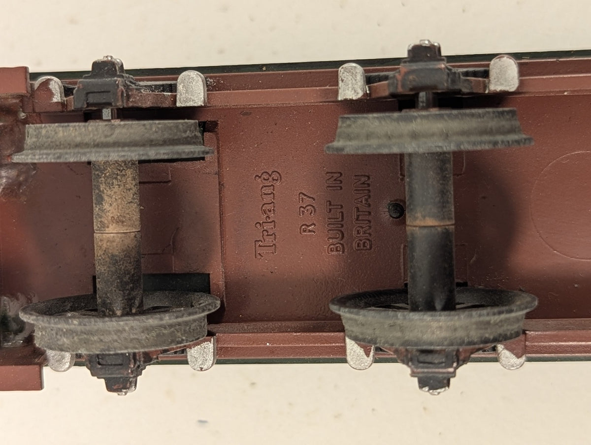 Tri-ang OO Gauge GWR Lord of the Isles Tender GWR Green R37