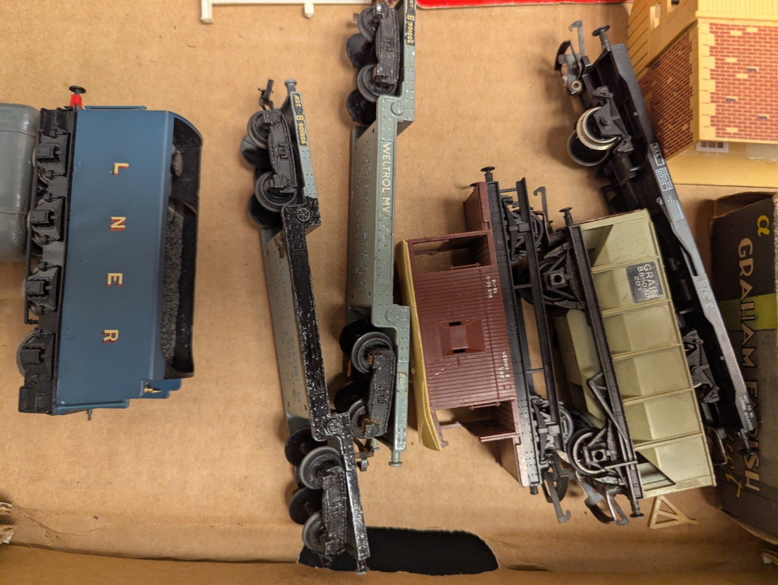 OO Gauge Job Lot of Model Railway Spares