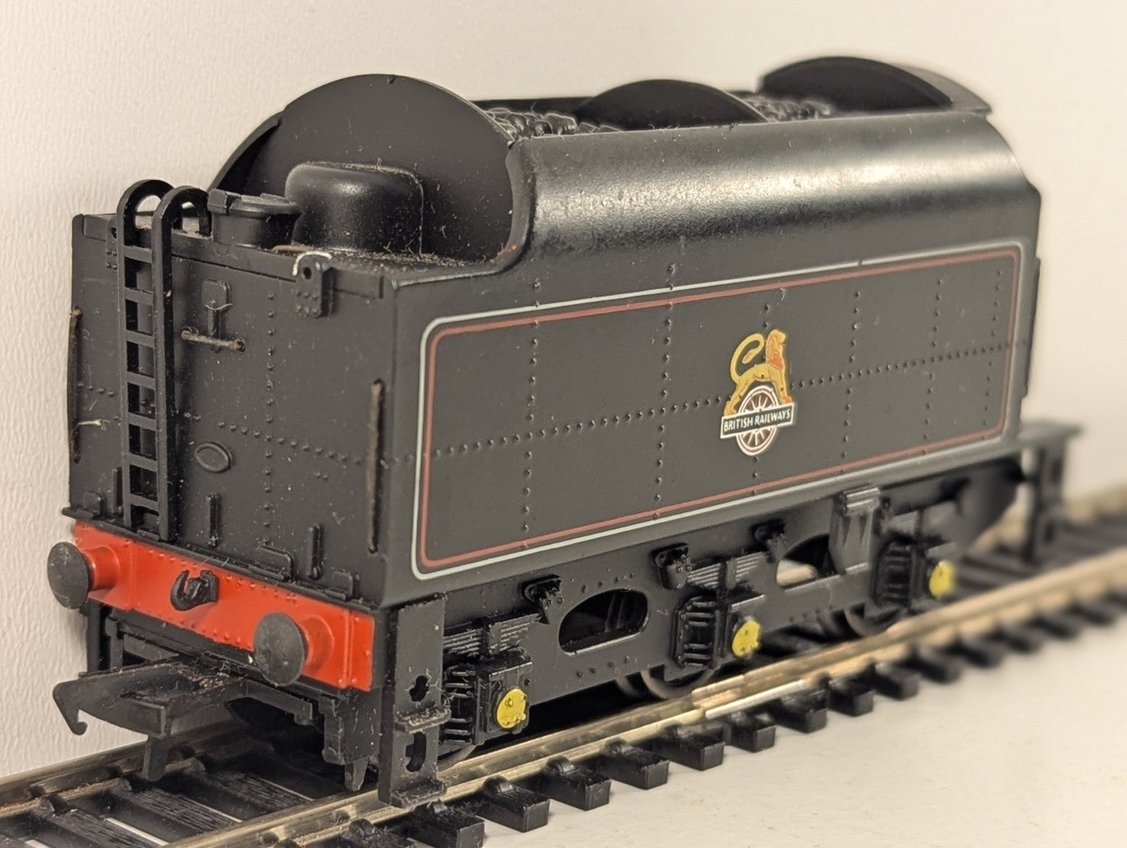 Bachmann 31-103 OO Gauge BR Standard Class 4MT Tender - Spares/Repairs
