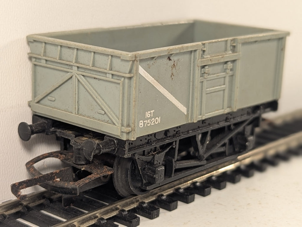 Tri-ang OO Gauge 16-Ton Steel Mineral Wagon Goods Wagon B75201 BR Grey R12