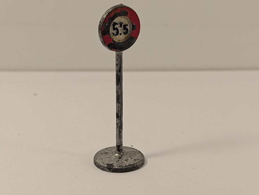 Dinky Toys French Weight Limit 5.5t Road Sign
