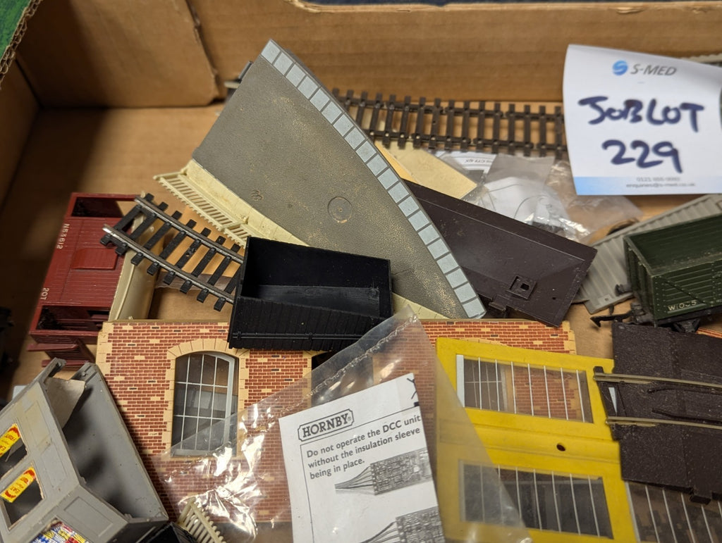OO Gauge Job Lot of Model Railway Spares & Parts