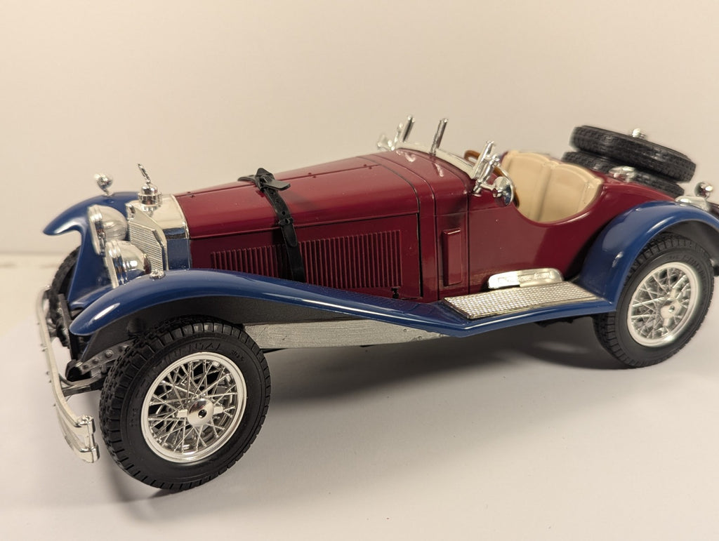 Bburago 1:18 1928 Mercedes-Benz SSK Die-Cast Model