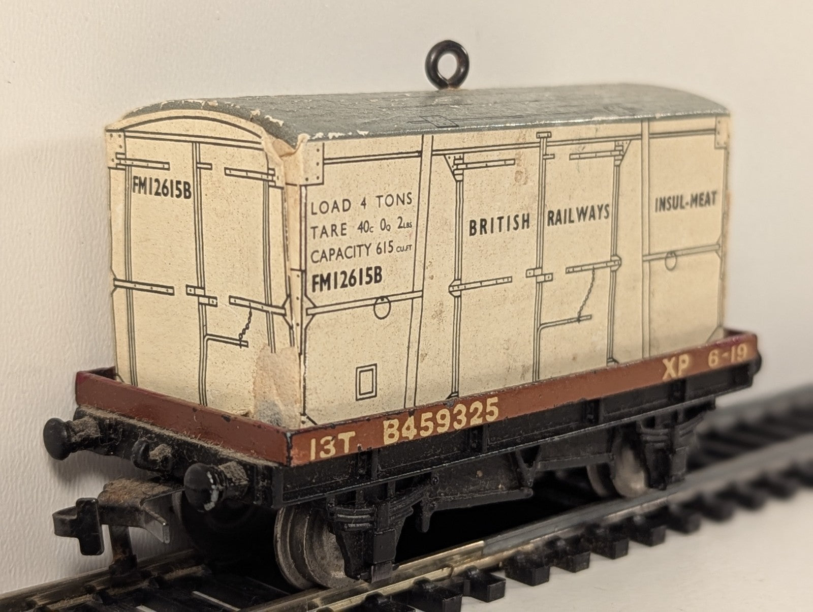 Hornby Dublo OO Gauge Furniture Container Wagon