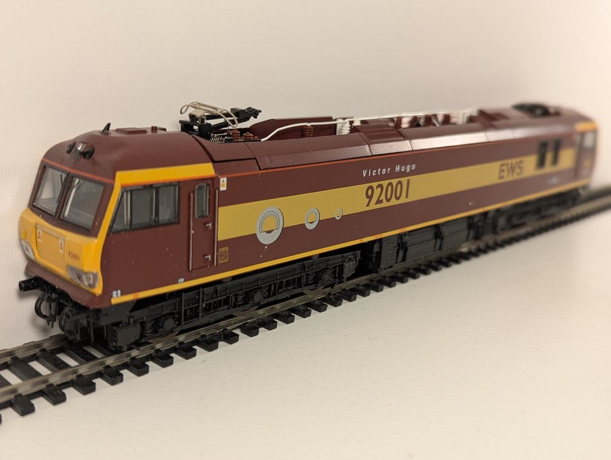 Lima L204672 Class 92 92001 “Victor Hugo” in EWS Maroon Livery