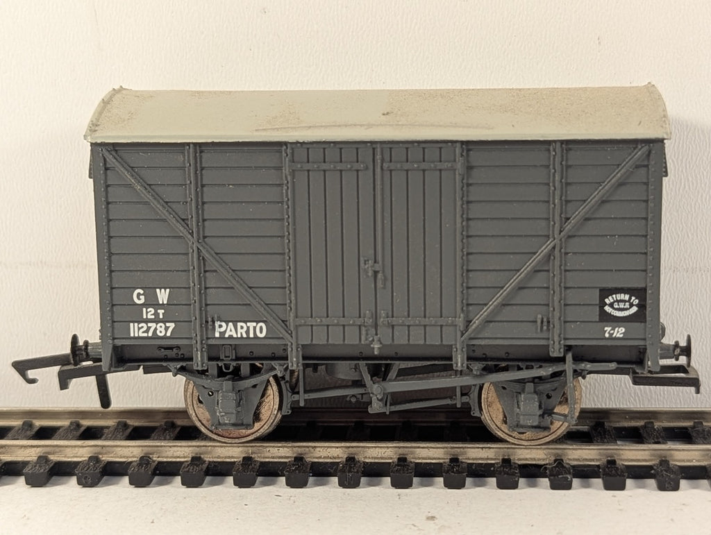 Bachmann OO Gauge GWR 12 Ton 'Mink A' Ventilated Van 'PARTO' Goods Wagon 112787