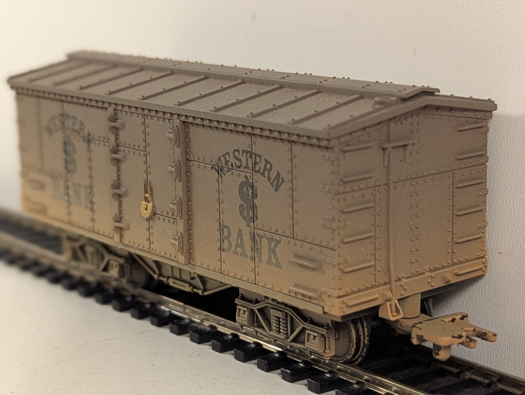 Hornby OO Gauge "Western Bank" Treasure Car Wagon - Toy Story 3 Train Set Split