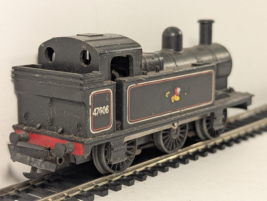 Tri-ang OO Gauge Class 3F Jinty 0-6-0T Steam Locomotive 47606
