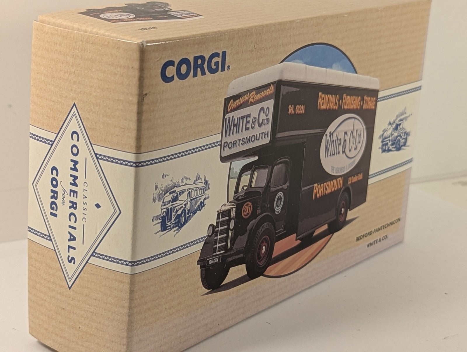 Corgi 97018 Bedford Pantechnicon White & Co Portsmouth