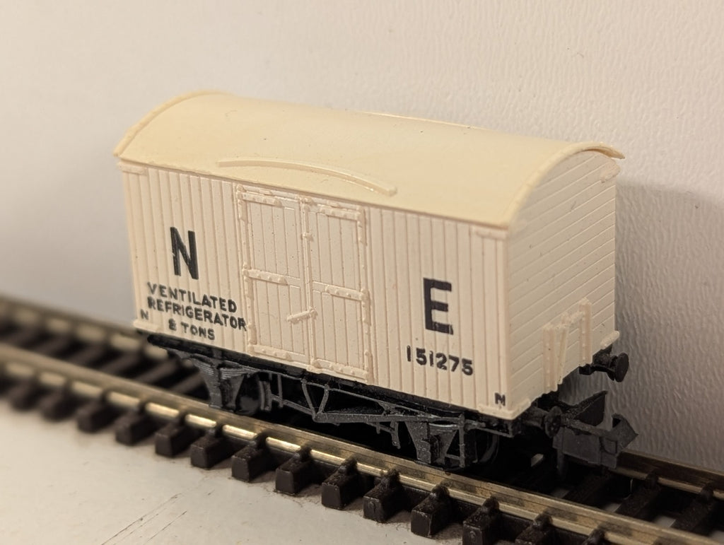 Peco N Gauge NE Refrigerator Van
