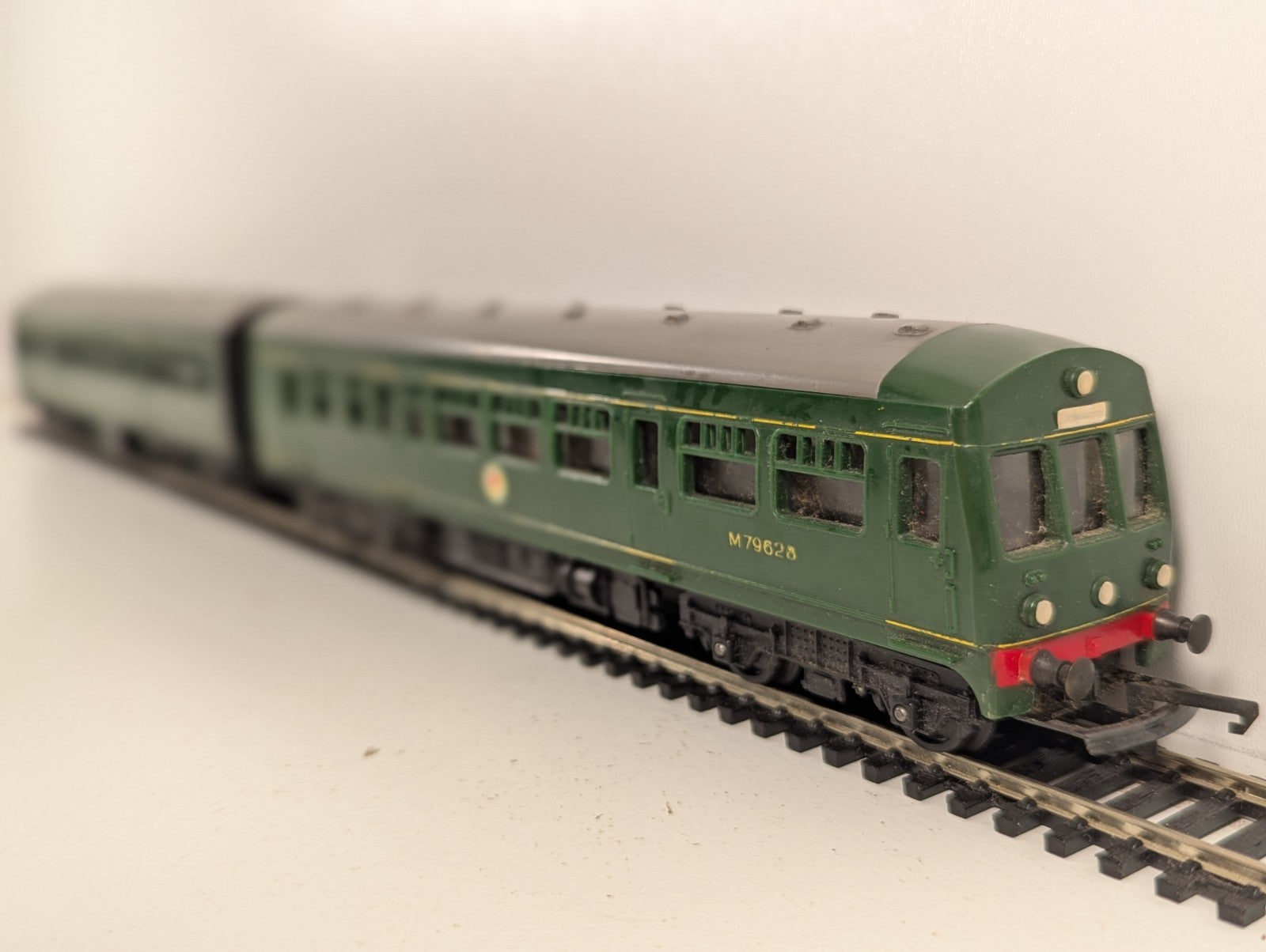 Tri-ang OO Gauge Derby Lightweight 2-Car DMU Diesel Multiple Unit