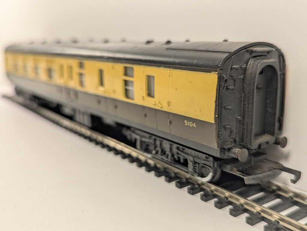 Hornby OO Gauge GWR Collett Brake Third Coach Passenger Coach 5104