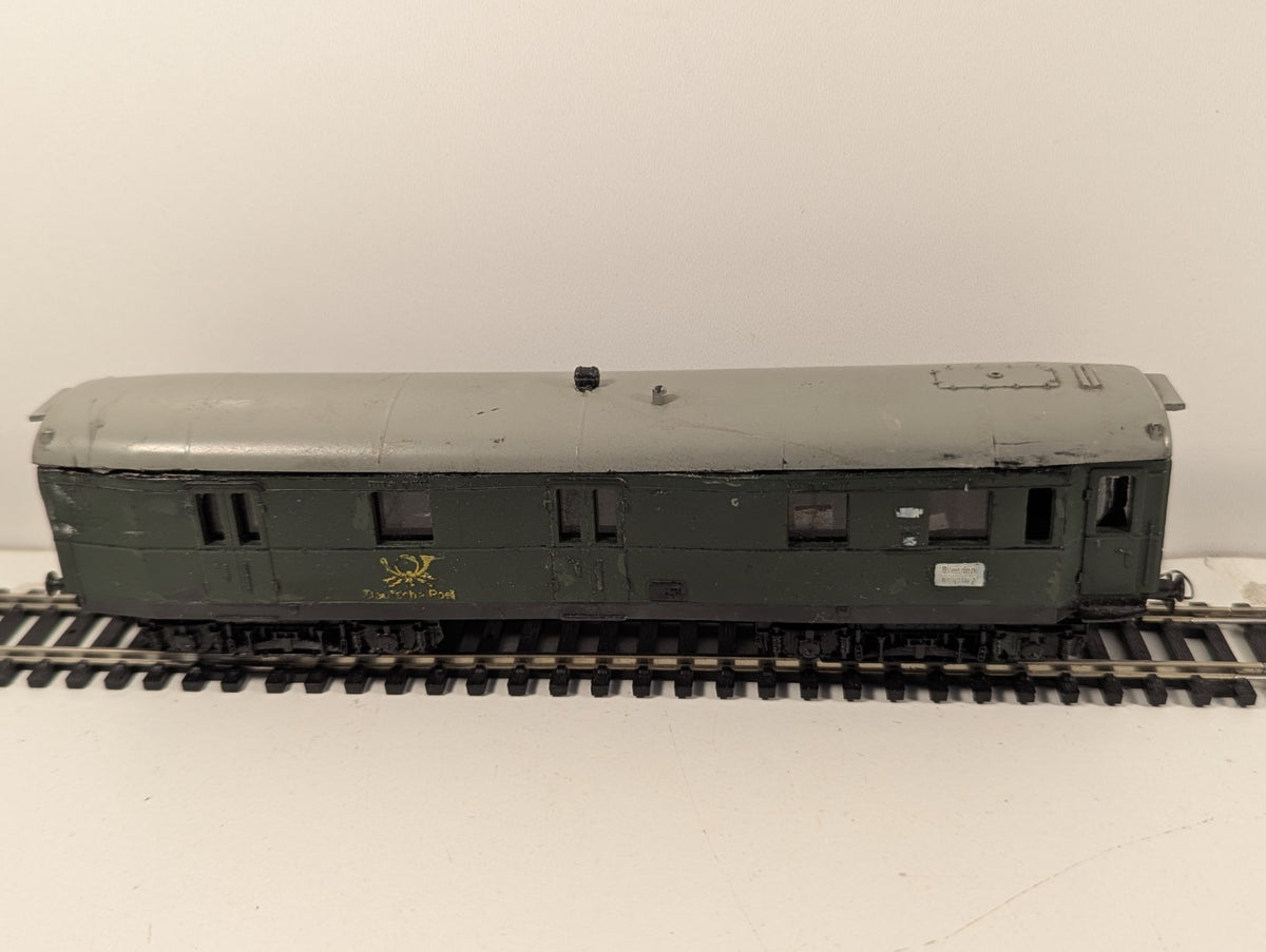Schicht HO Gauge DR Bogie Baggage Wagon – Slightly Damaged