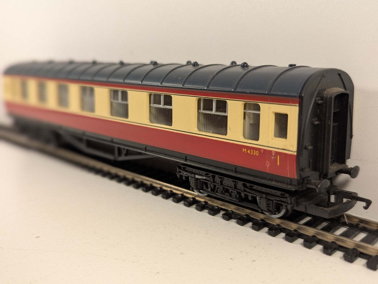 Hornby Railways R.474 LMS Composite Coach