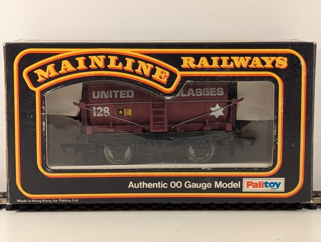 Mainline Railways 37-136 OO Gauge United Molasses Tank Wagon - Boxed